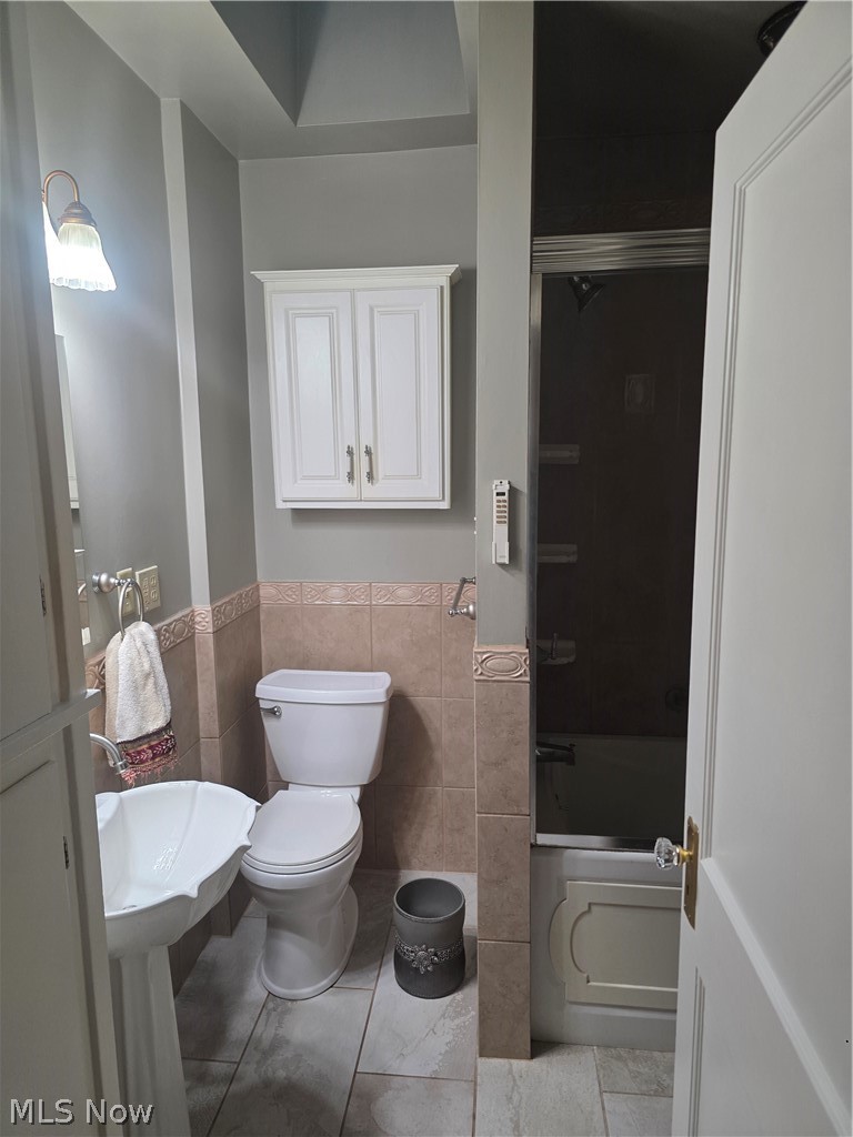 1045 Chalker Street Akron OH 44310