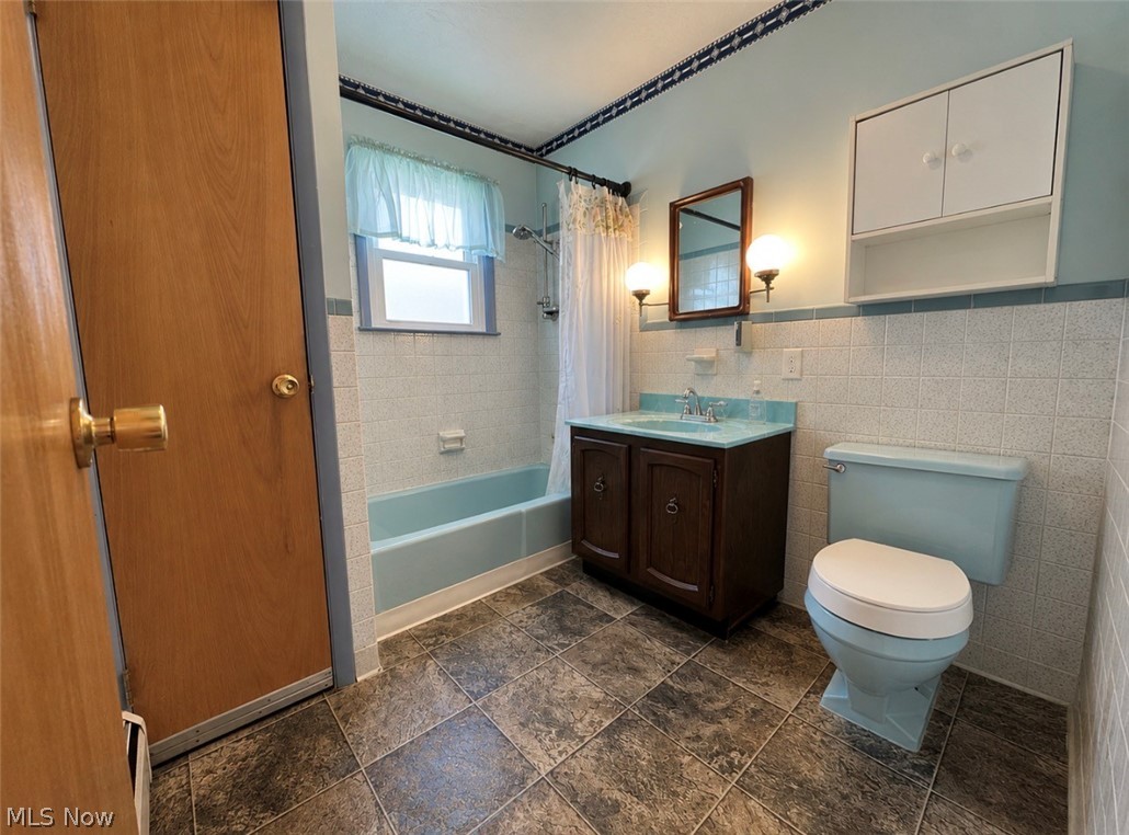 1510 Etruria Street East Liverpool OH 43920
