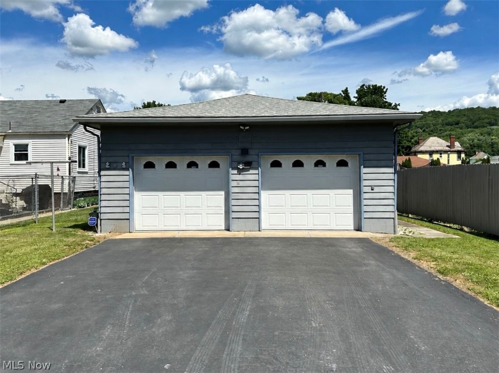 1510 Etruria Street East Liverpool OH 43920