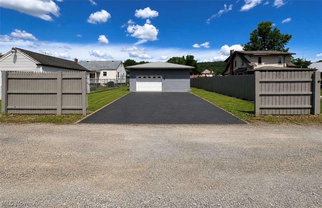 1510 Etruria Street East Liverpool OH 43920