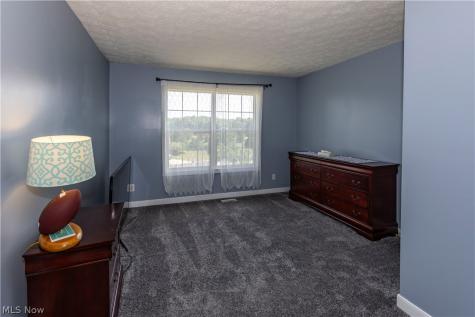 1273 Muchney Circle Akron OH 44312