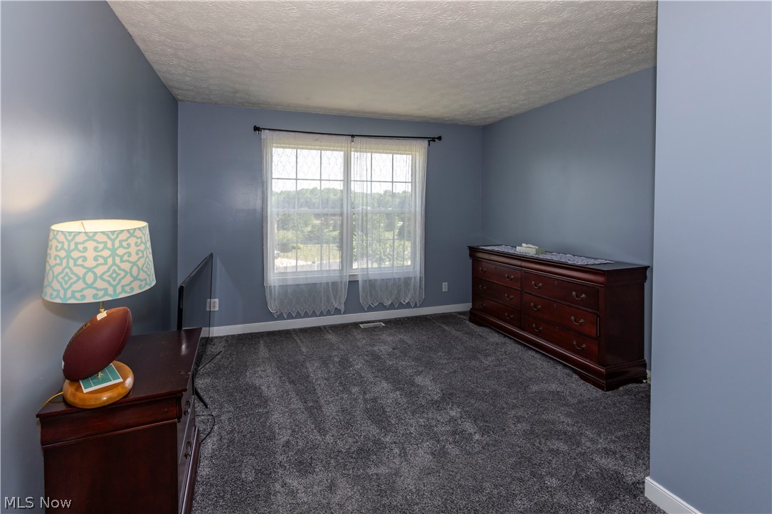 1273 Muchney Circle Akron OH 44312