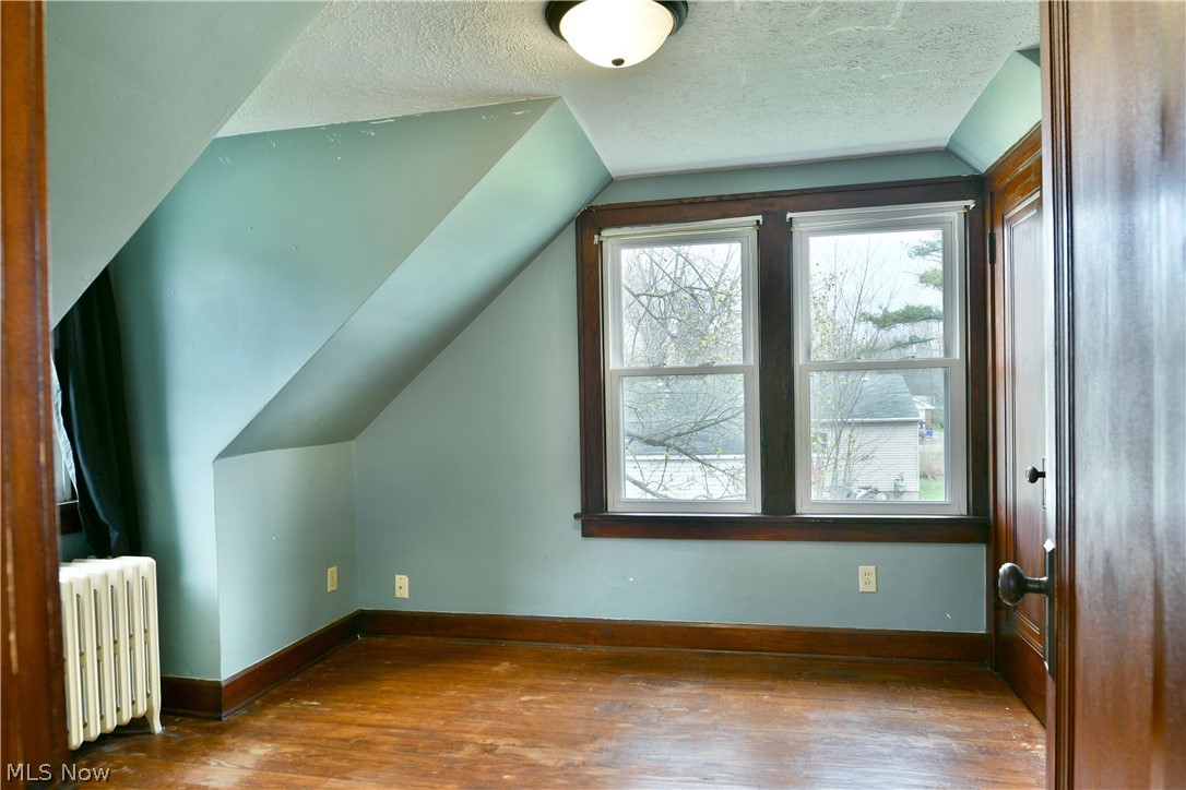 4890 Myrtle Avenue NW Warren OH 44483