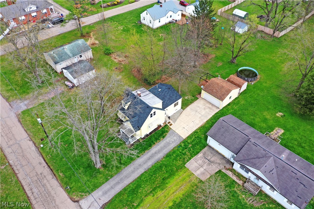 4890 Myrtle Avenue NW Warren OH 44483