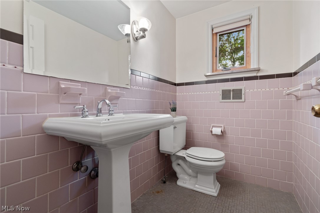 2220 Dorchester Road Wooster OH 44691