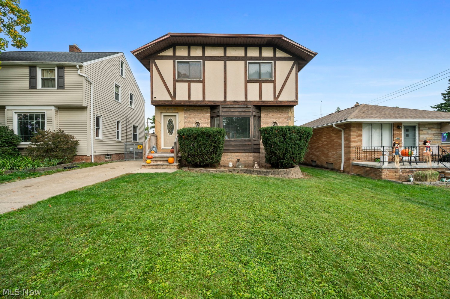 1006 Brookview Boulevard Parma OH 44134