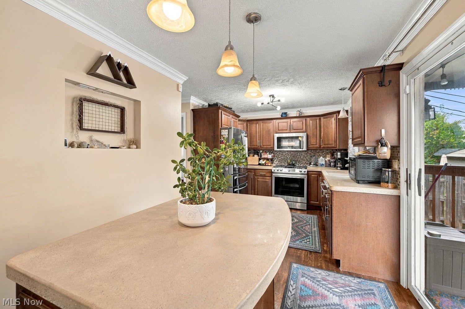 1006 Brookview Boulevard Parma OH 44134