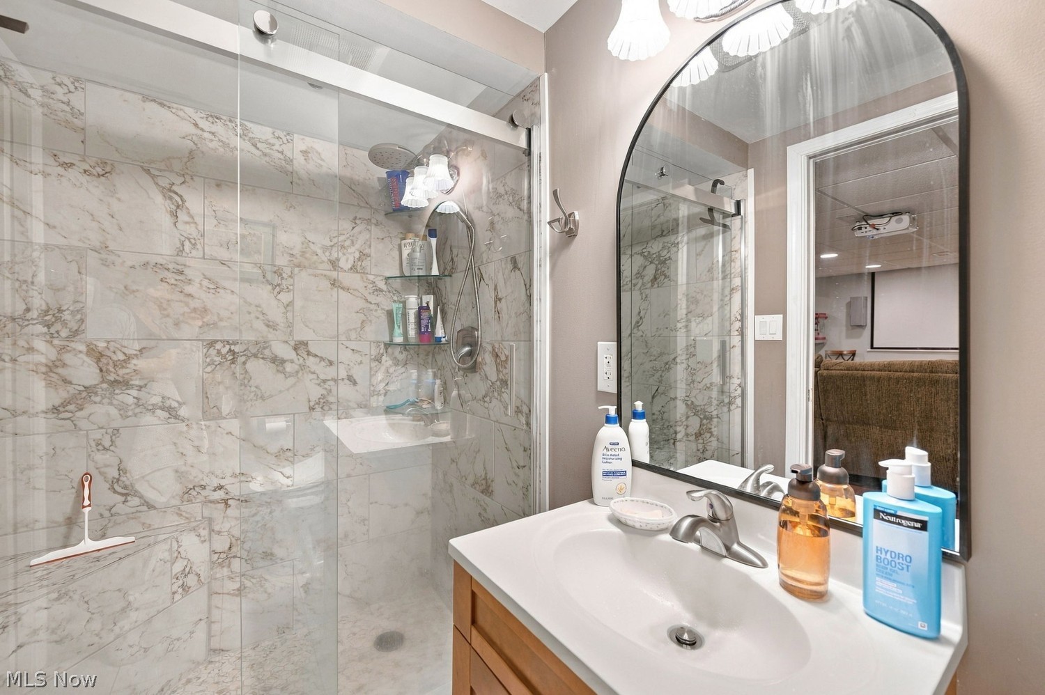 1006 Brookview Boulevard Parma OH 44134