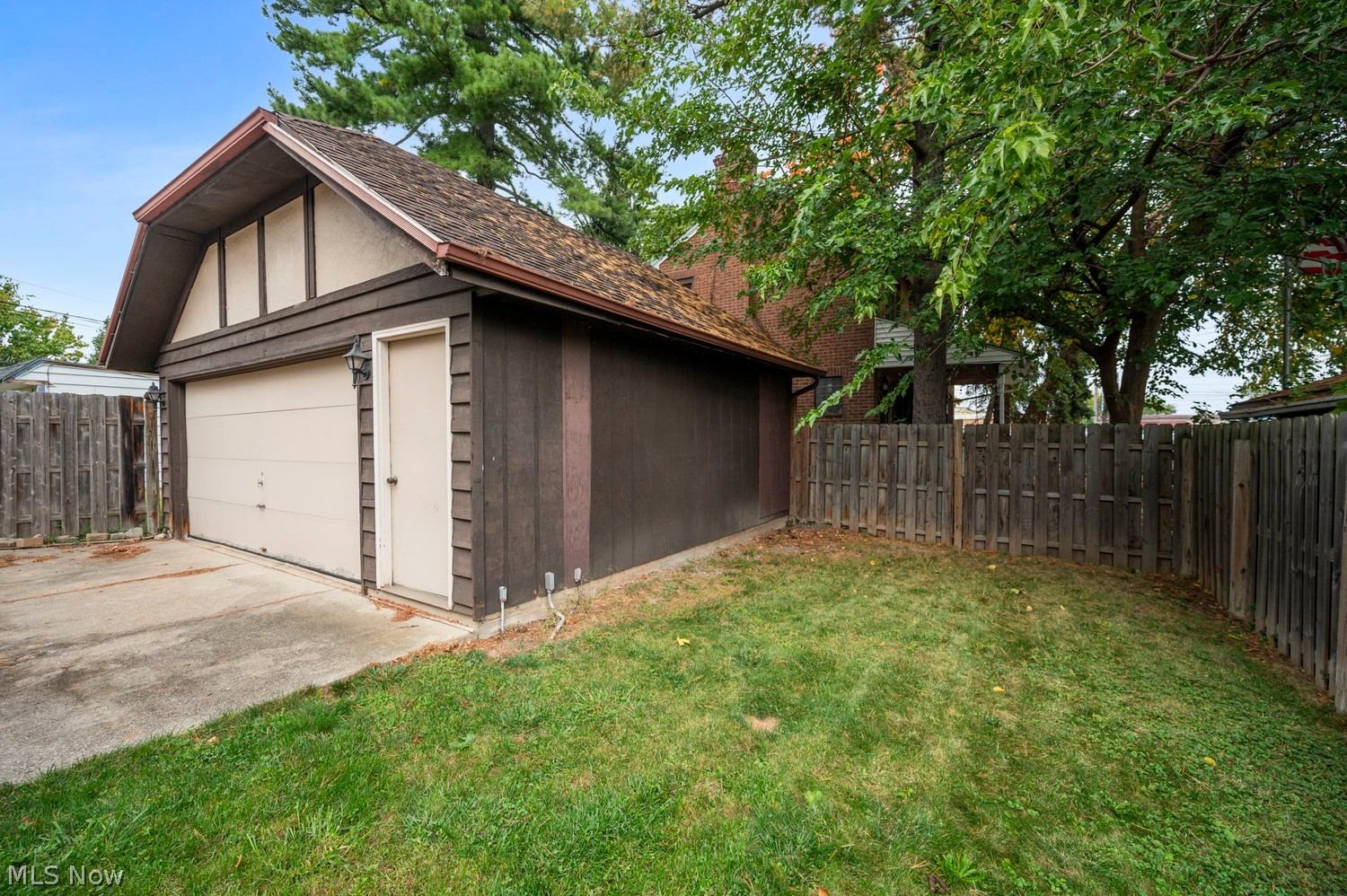 1006 Brookview Boulevard Parma OH 44134