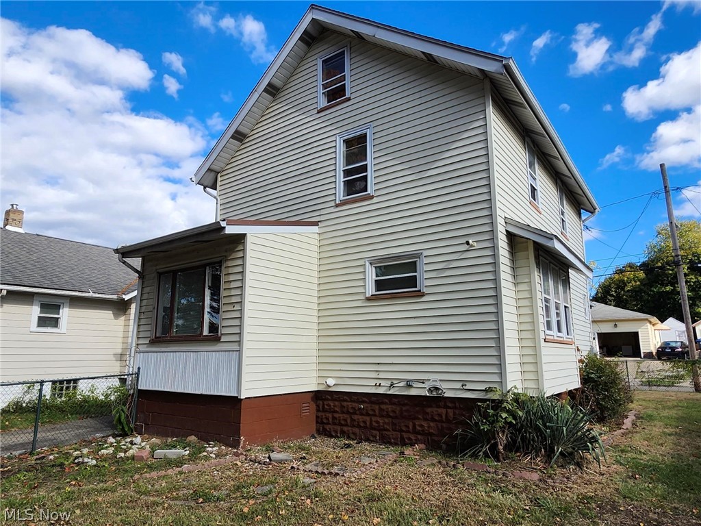 970 Allendale Avenue Akron OH 44306