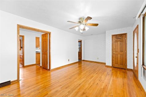 4044 Avon Lake Road Litchfield OH 44253