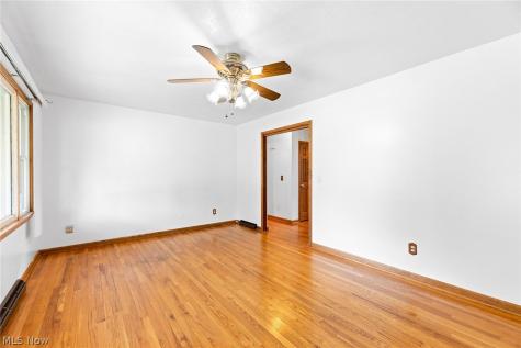 4044 Avon Lake Road Litchfield OH 44253