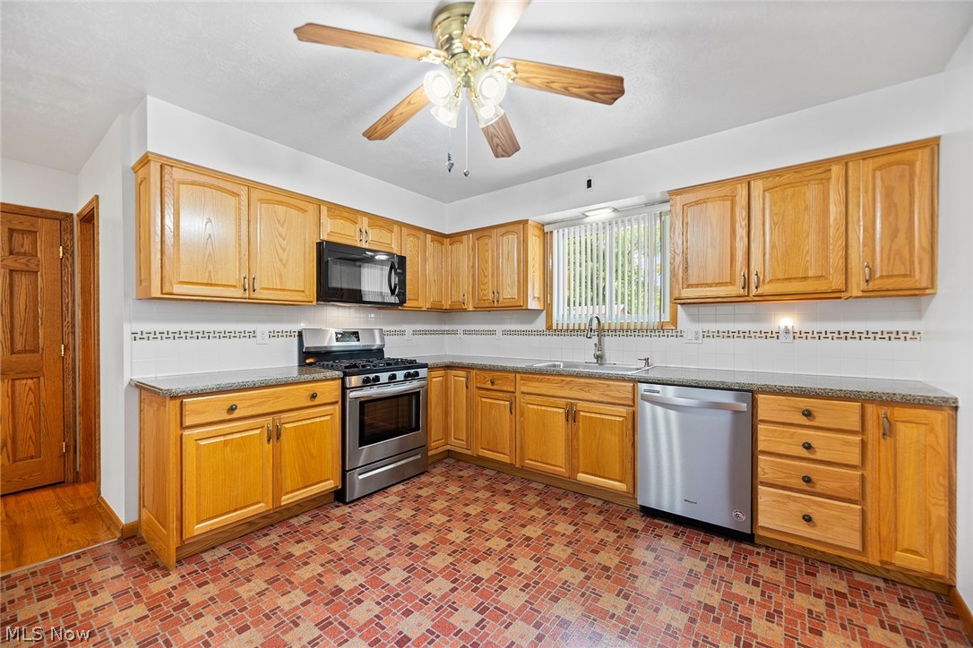 4044 Avon Lake Road Litchfield OH 44253