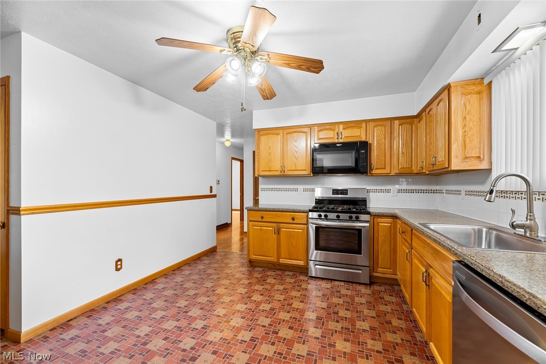 4044 Avon Lake Road Litchfield OH 44253