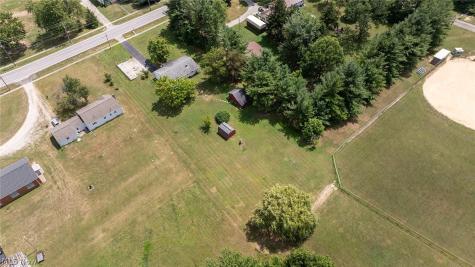 4044 Avon Lake Road Litchfield OH 44253