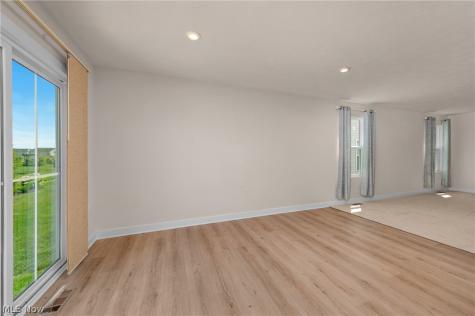 129 Eagle Circle Amherst OH 44001