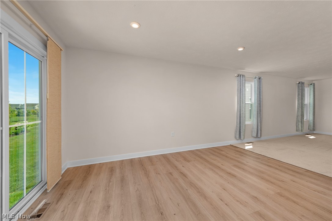 129 Eagle Circle Amherst OH 44001