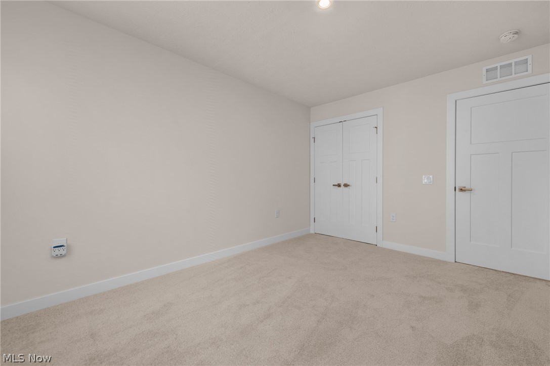 129 Eagle Circle Amherst OH 44001