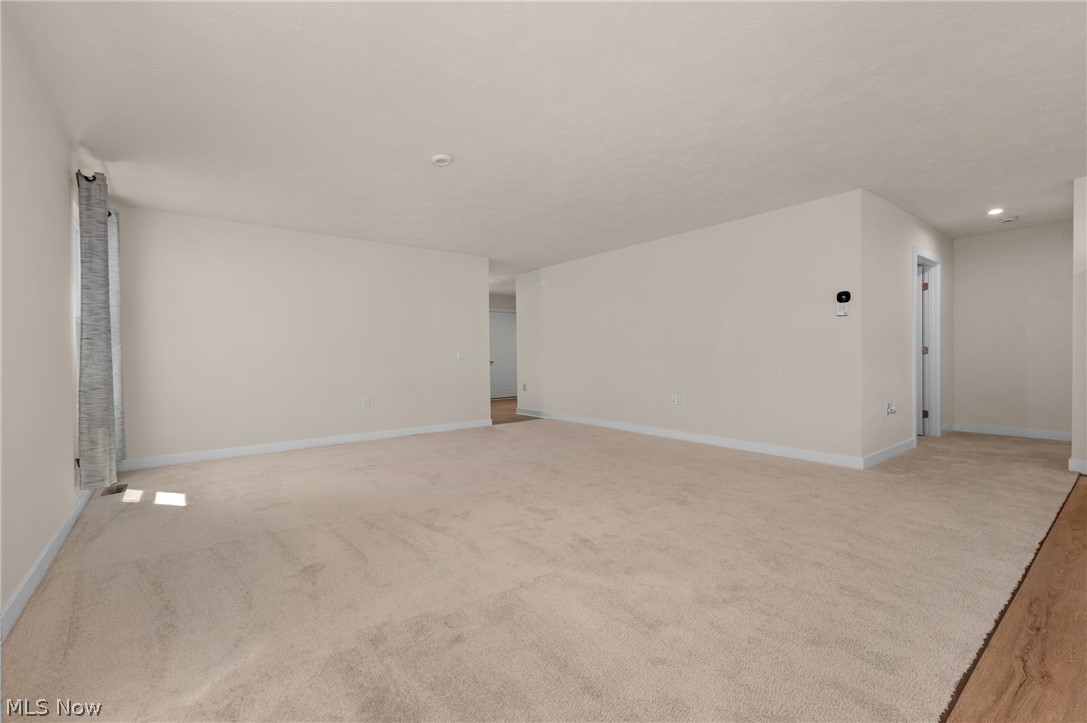 129 Eagle Circle Amherst OH 44001