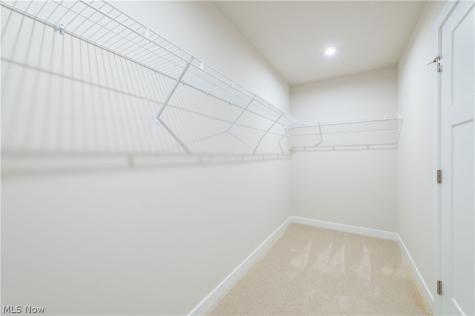129 Eagle Circle Amherst OH 44001