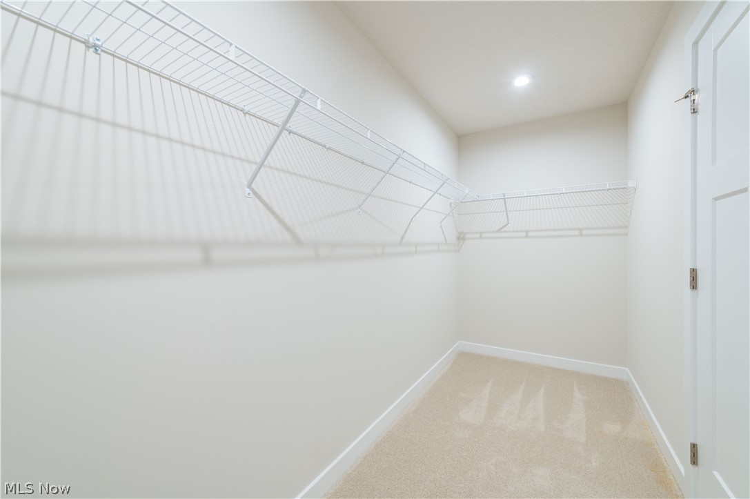 129 Eagle Circle Amherst OH 44001