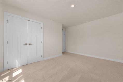 129 Eagle Circle Amherst OH 44001