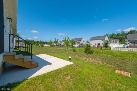 129 Eagle Circle Amherst OH 44001