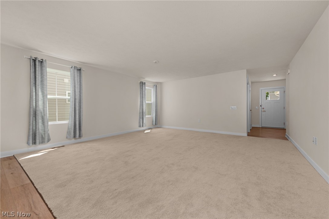 129 Eagle Circle Amherst OH 44001