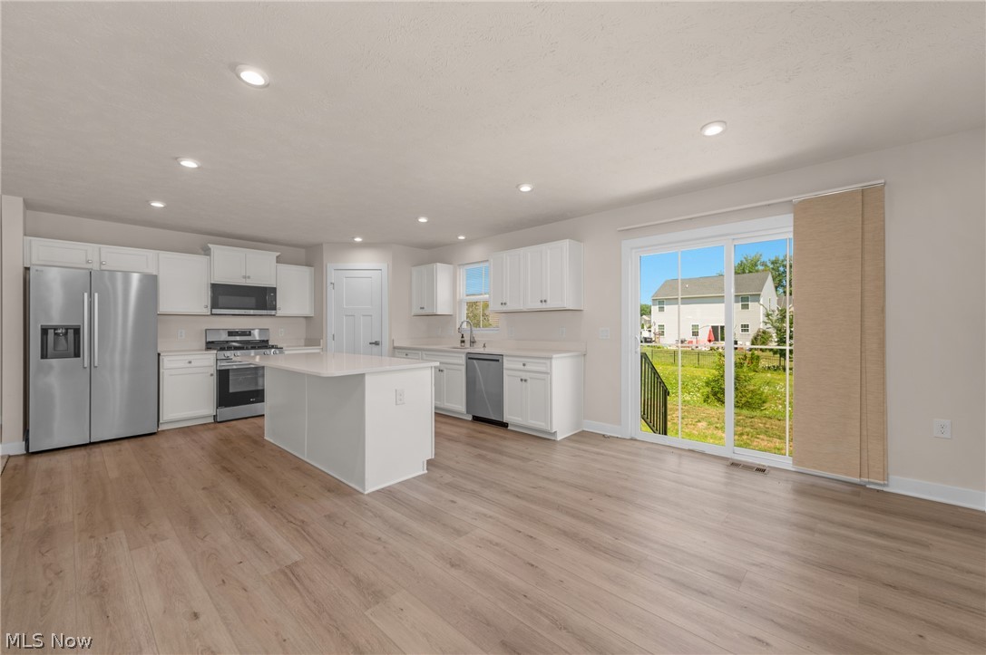 129 Eagle Circle Amherst OH 44001