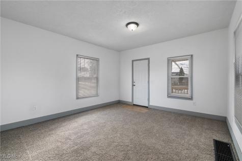 1747 5th Street SE Canton OH 44707