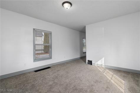 1747 5th Street SE Canton OH 44707