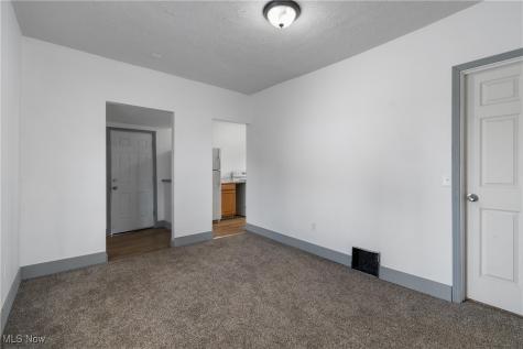 1747 5th Street SE Canton OH 44707