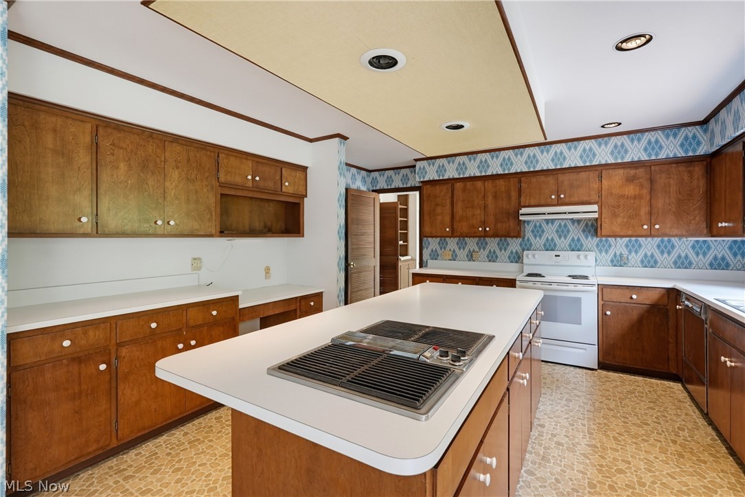 13913 County Line Road Novelty OH 44072