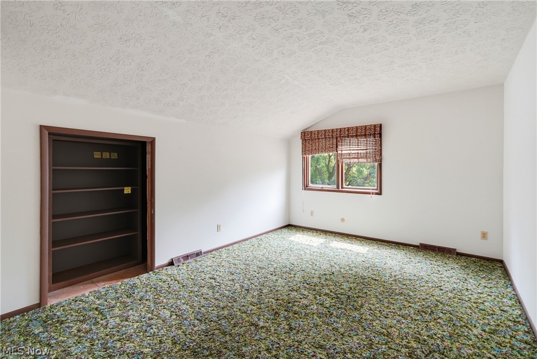 13913 County Line Road Novelty OH 44072