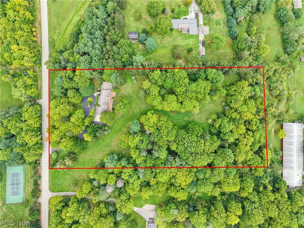 13913 County Line Road Novelty OH 44072