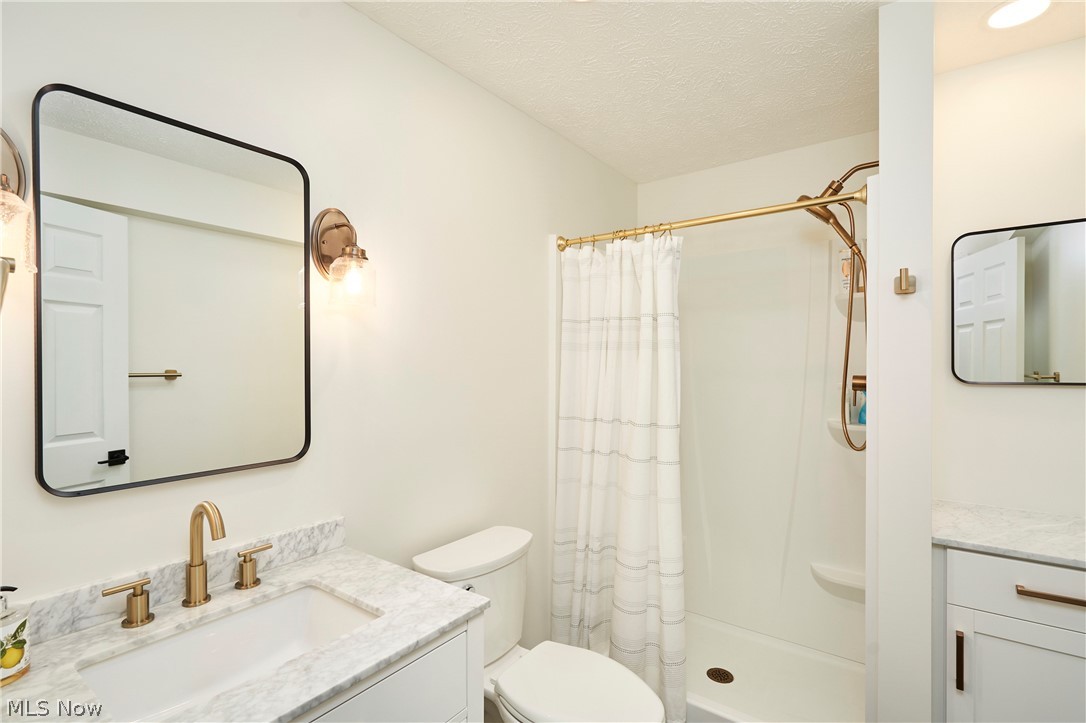 925 Alder Run Way Akron OH 44333