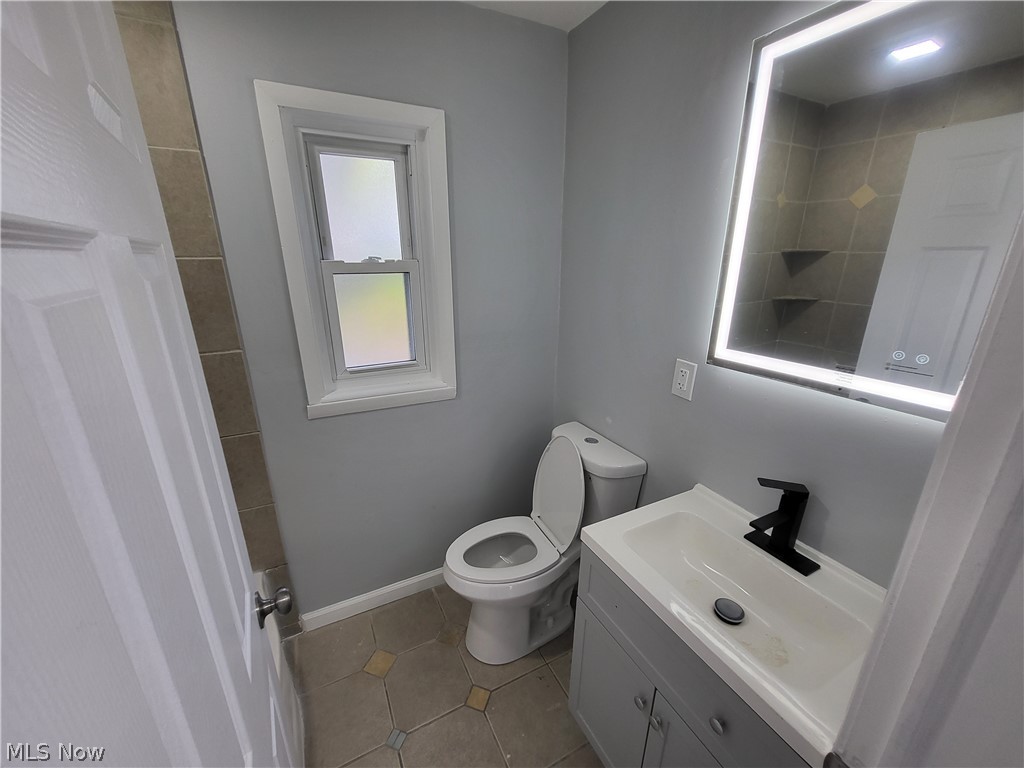 13726 Leroy Avenue Cleveland OH 44135