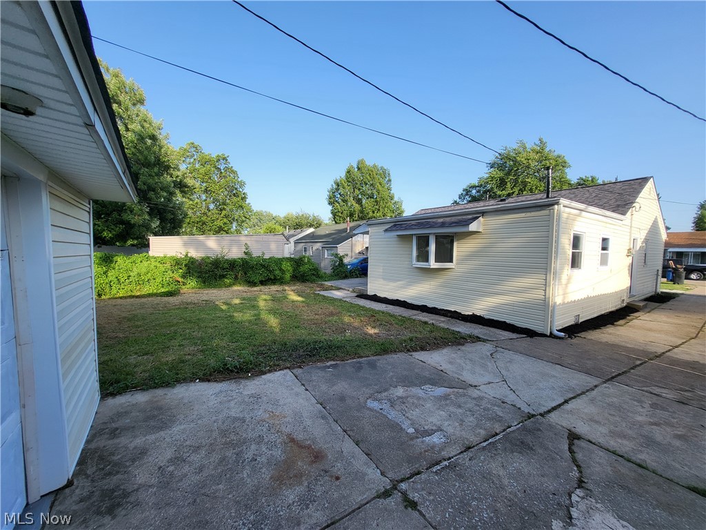 13726 Leroy Avenue Cleveland OH 44135