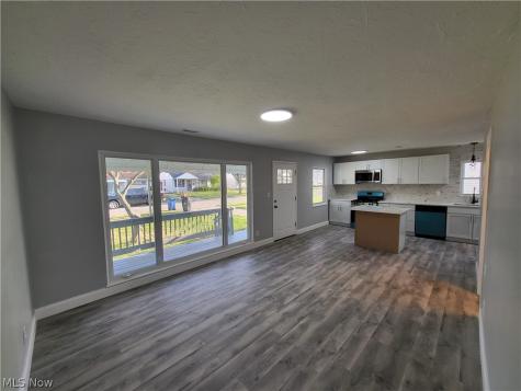 13726 Leroy Avenue Cleveland OH 44135
