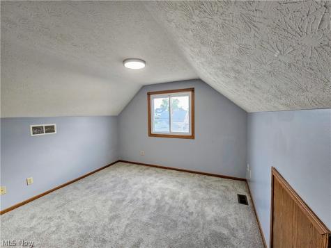 4838 E 86th Street Garfield Heights OH 44125