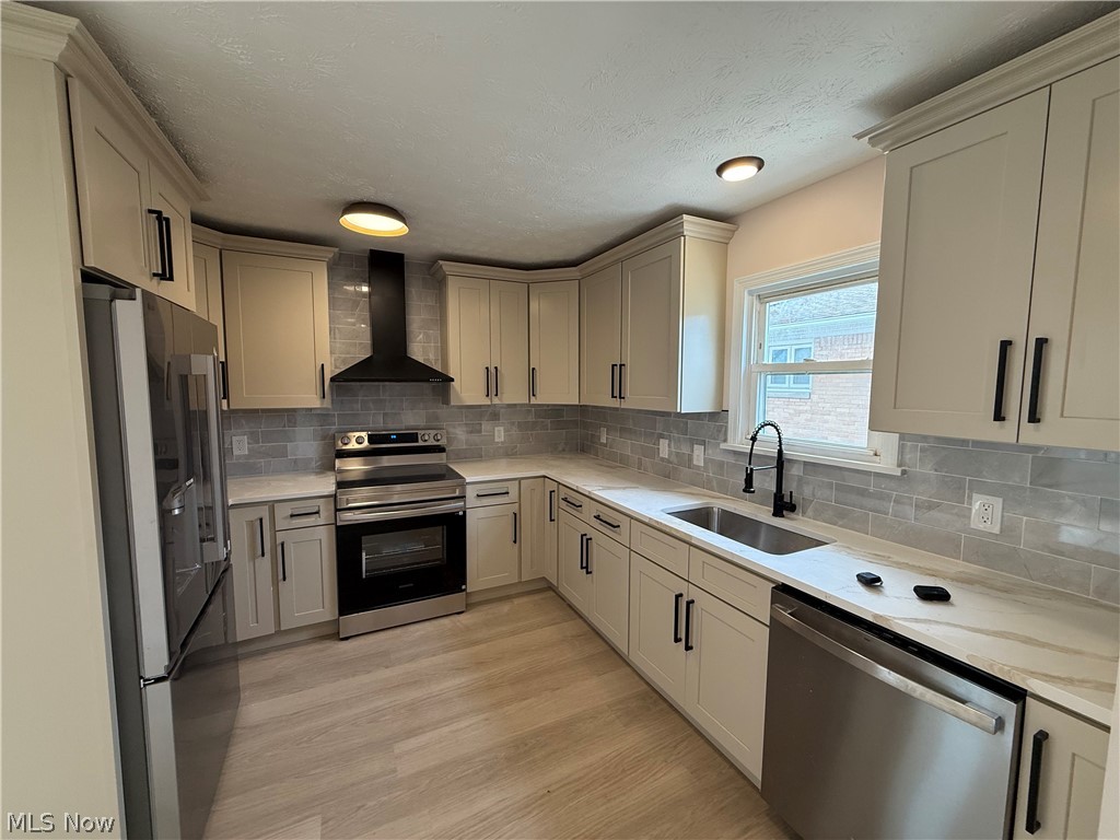 5503 Luelda Avenue Parma OH 44129