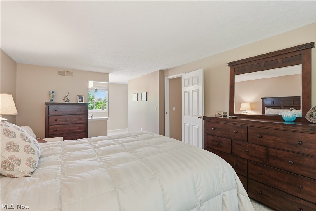 1142 Waldo Way Twinsburg OH 44087