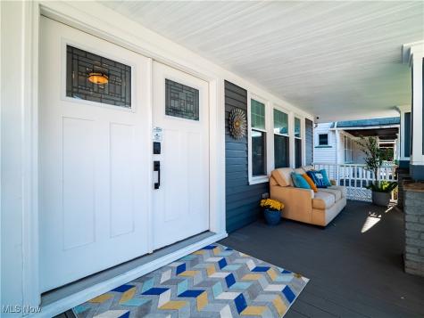 1909 W 74th Street Cleveland OH 44102