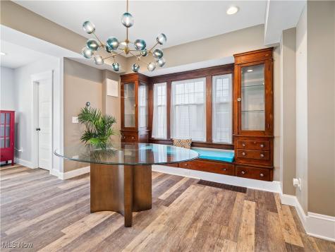 1909 W 74th Street Cleveland OH 44102