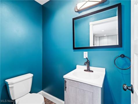 1909 W 74th Street Cleveland OH 44102