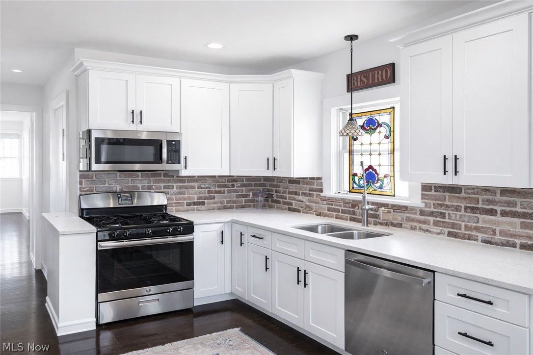1280 Brockley Avenue Lakewood OH 44107