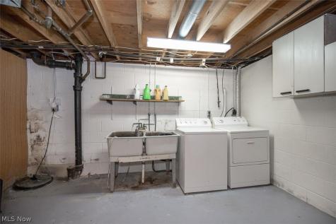 5632 Saxon Drive Garfield Heights OH 44125