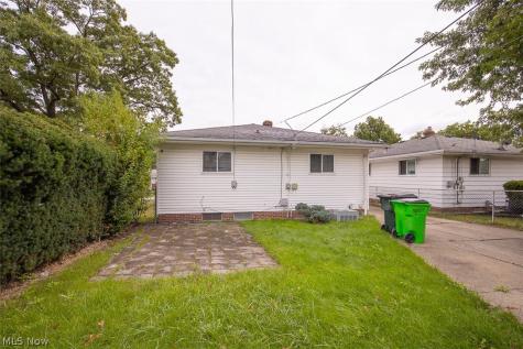 5632 Saxon Drive Garfield Heights OH 44125