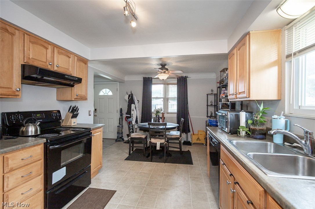 5632 Saxon Drive Garfield Heights OH 44125