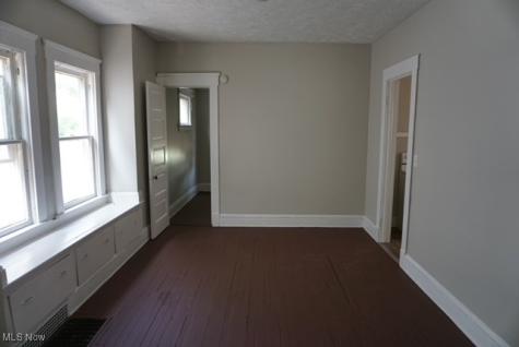 2056 W 91st Street Cleveland OH 44102